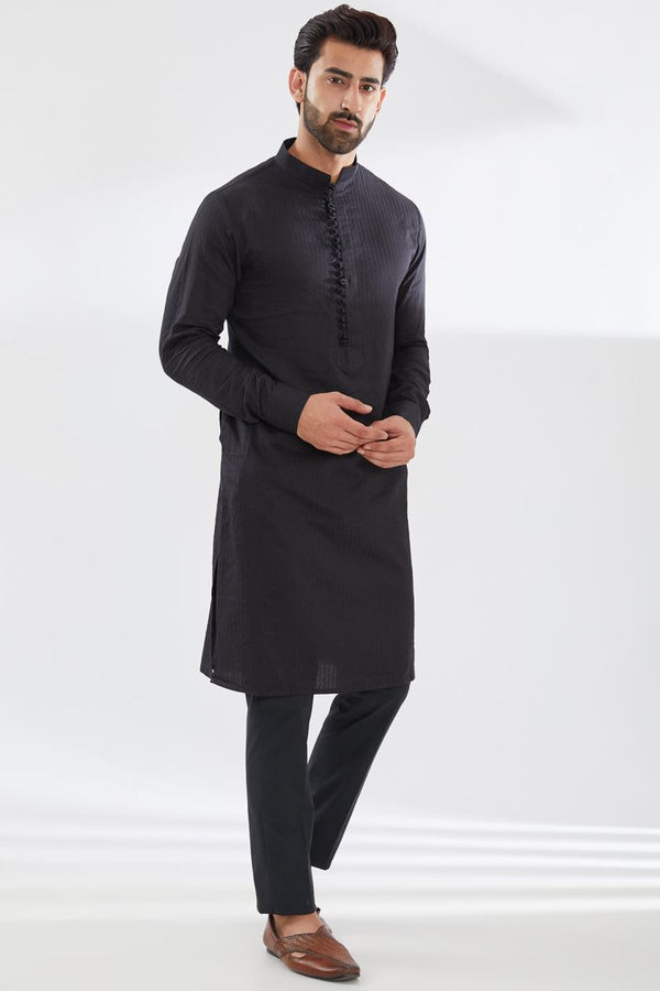 BLACK RESHAM JAAL SHERWANI SET WITH RED PRINT LINING, SEQUINS GRID CUFF AND COLLAR