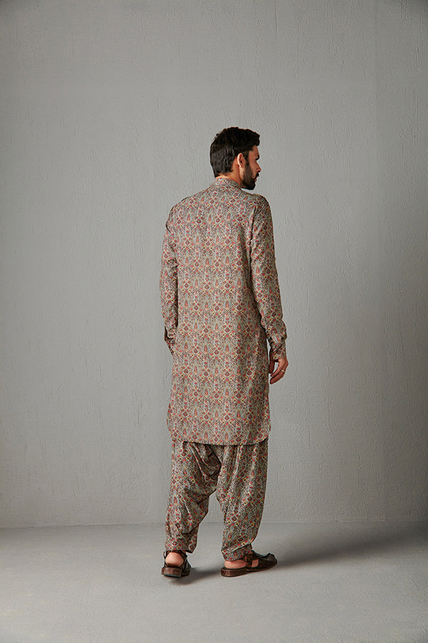 GOLD-PATHAN SUIT