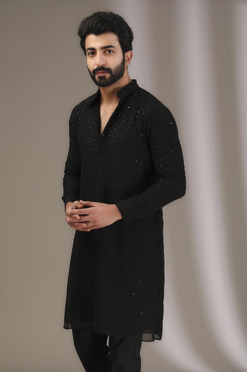 BLACK NARGIS BRUST ON TOP OF KURTA WITH PANTS