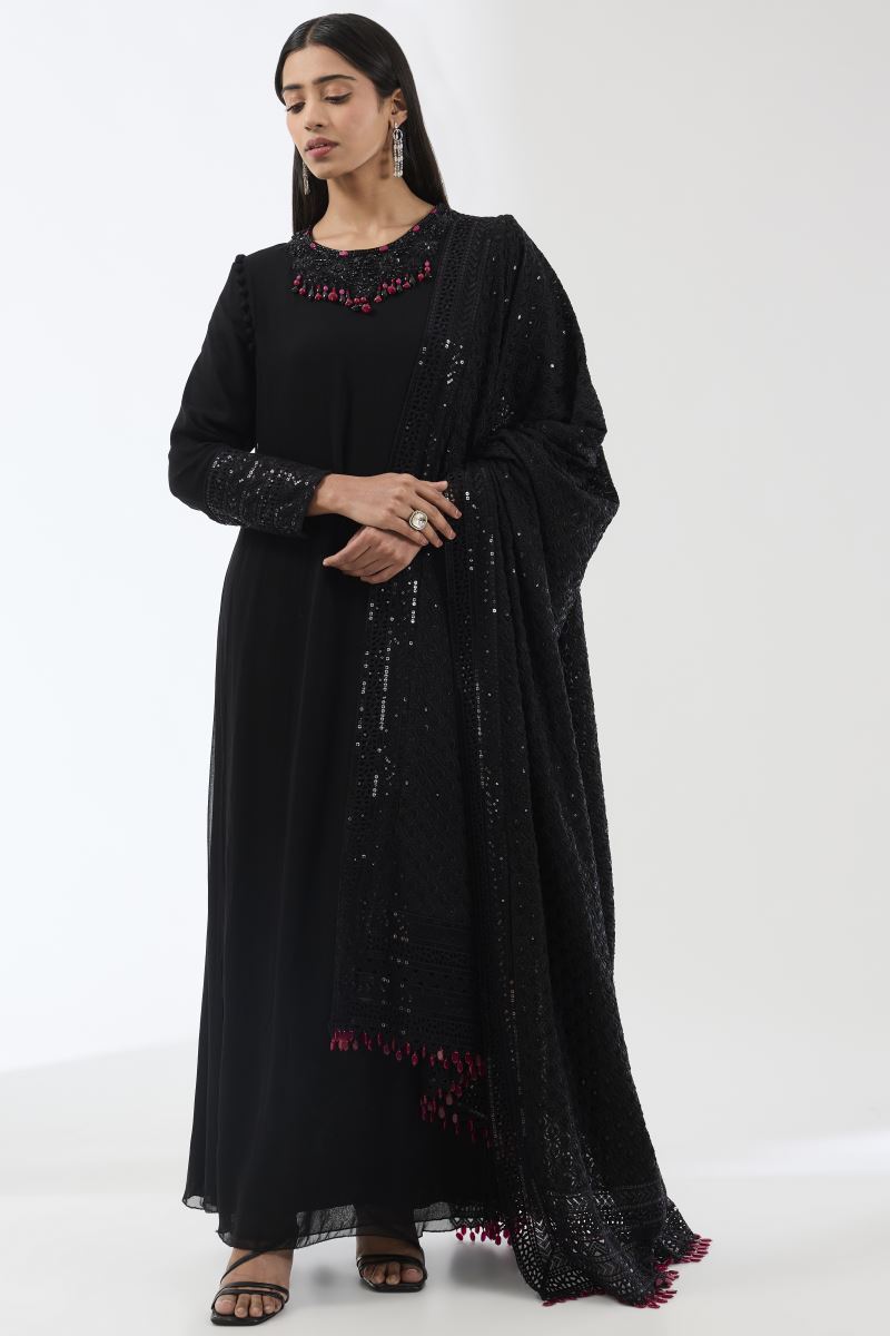 AYAT BLACK EMBROIDERED KURTA SET