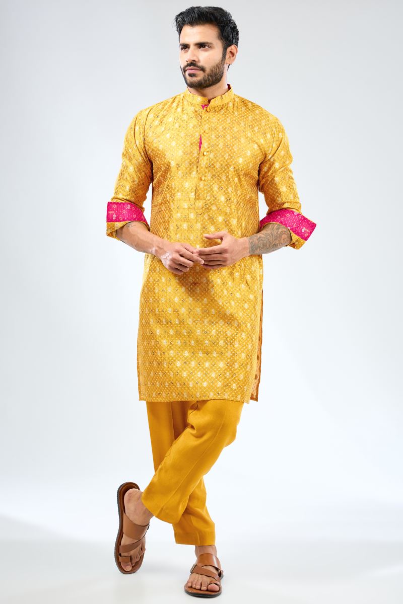 YELLOW ZARI  BOOTI AND SEQUIN BANDHANI KURTA WITH RANI  BANDHANI DETAILING AND COTTON SILK PANTS