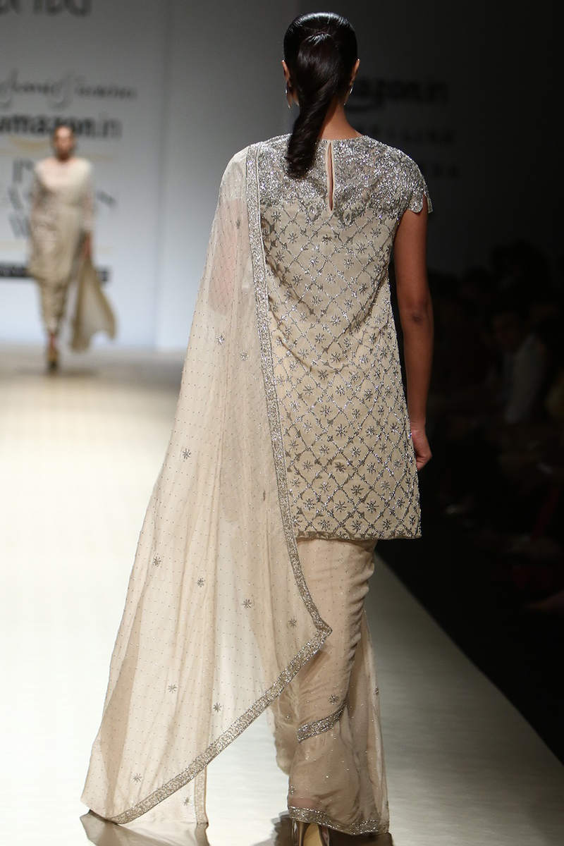 Sand Fully Silver Embroidered Cape W Chiffon Sari W/Jewel Bustier Bop 24 W/ Lace & Sequin Petticoat